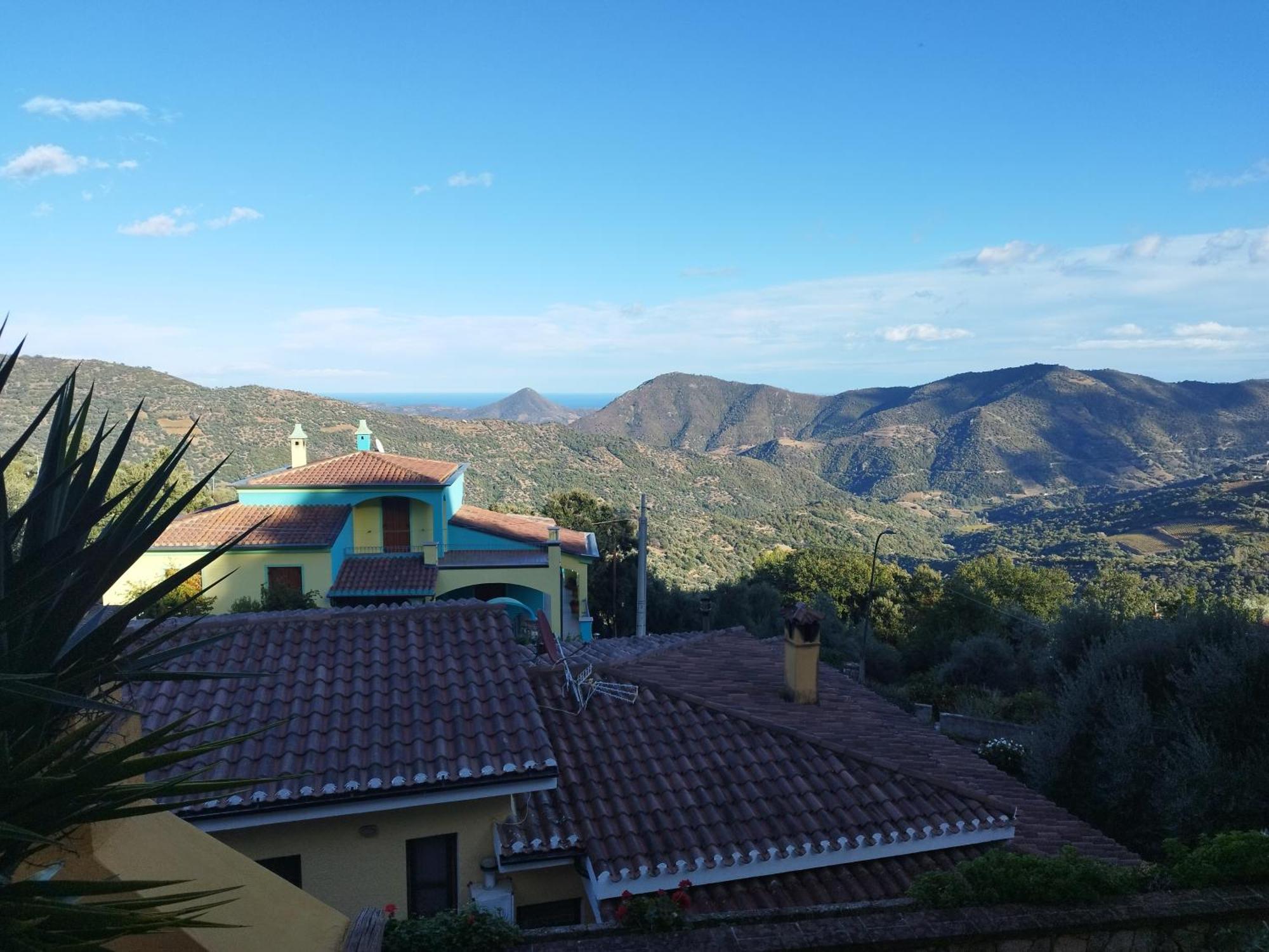 Appartamenti La Collina Jerzu Kültér fotó