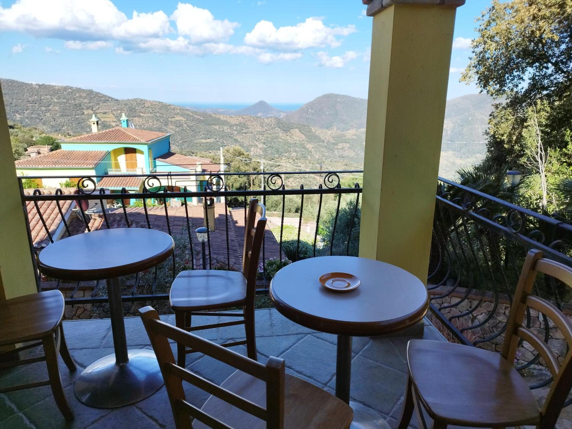 Appartamenti La Collina Jerzu Kültér fotó